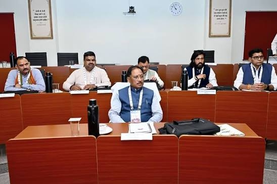 'चिंतन शिविर 3.0' में विकास के विजन पर चर्चा, IIM रायपुर में शुरू हुआ आयोजन